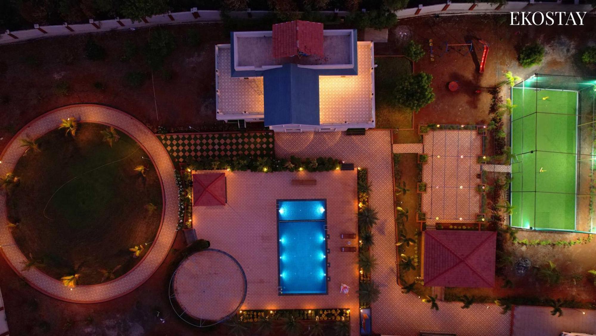 Ekostay Gold Palm Estate I Cricket Turf I Rain Dance I 2 Acre Property Karjat Luaran gambar